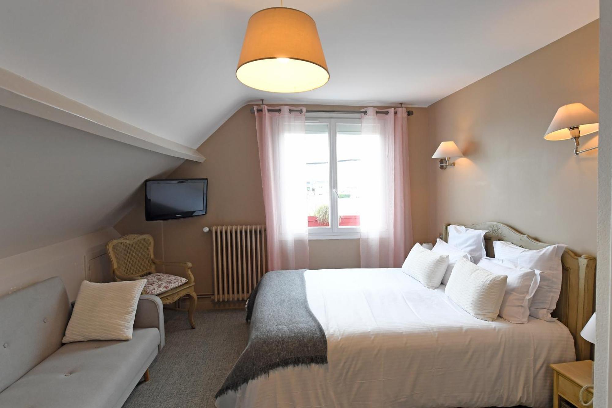 Cit'Hotel La Villa Julia Agon-Coutainville Eksteriør bilde