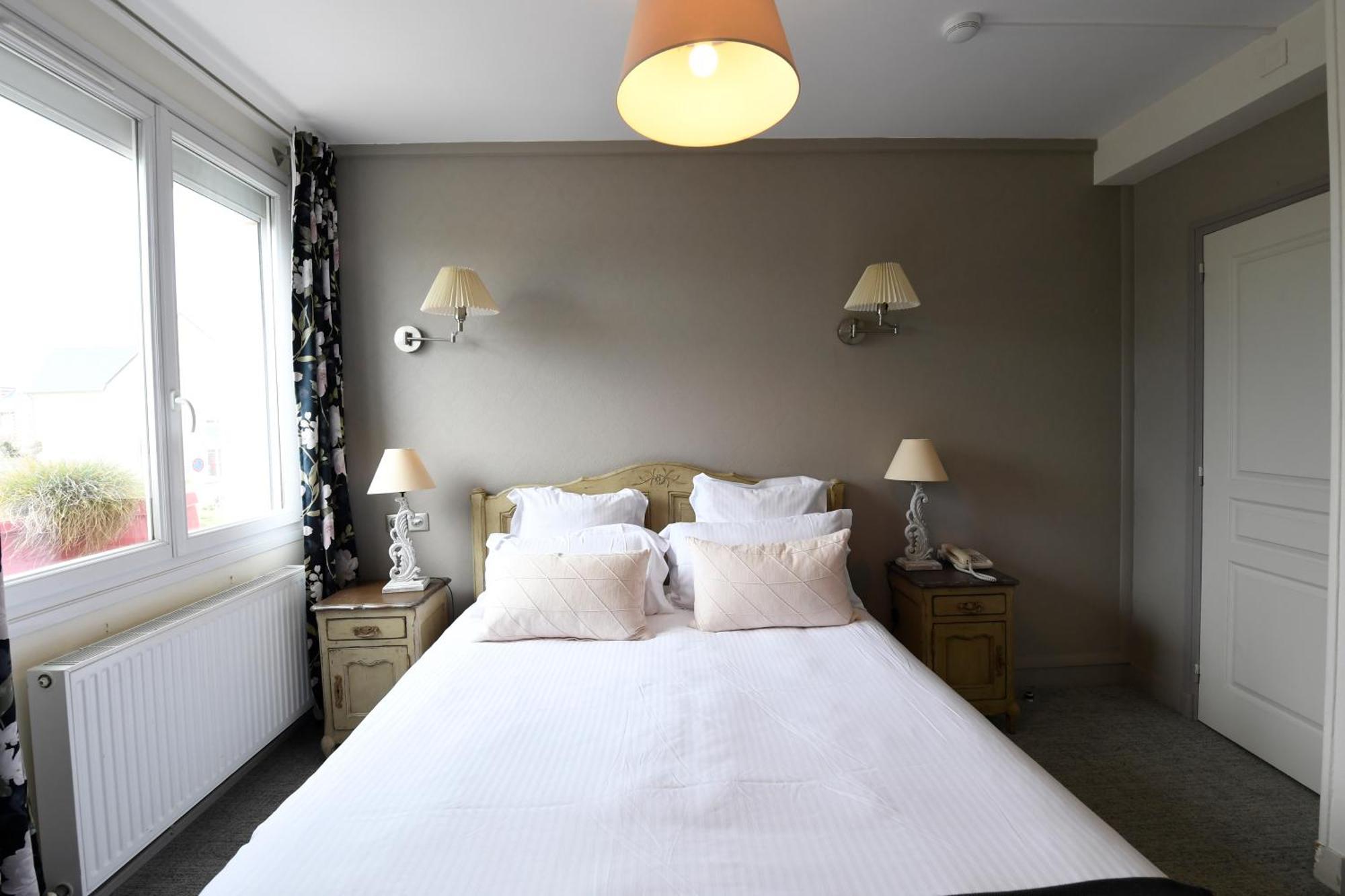 Cit'Hotel La Villa Julia Agon-Coutainville Eksteriør bilde